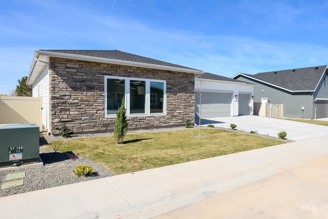 5522 Sparky Ave, Caldwell, ID 83607