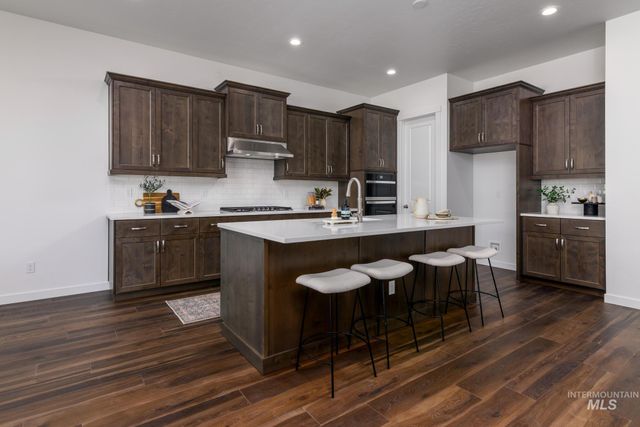 5522 Sparky Ave, Caldwell, ID 83607