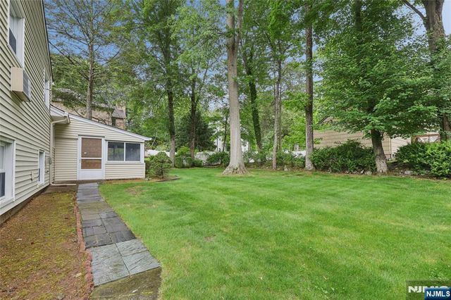 48 Rutgers Street, Closter, NJ 07624