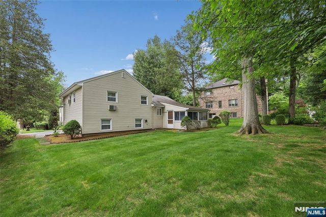 48 Rutgers Street, Closter, NJ 07624