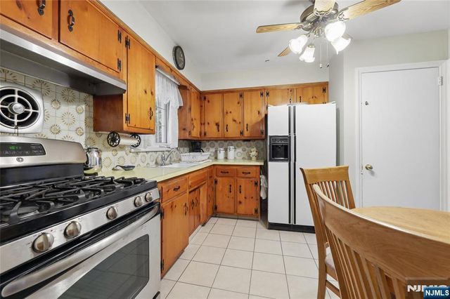 48 Rutgers Street, Closter, NJ 07624