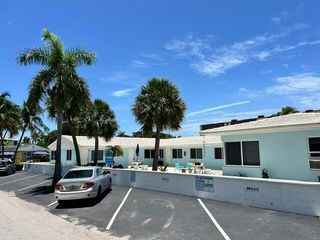 101 Linda Lane 22, Palm Beach Shores, FL 33404