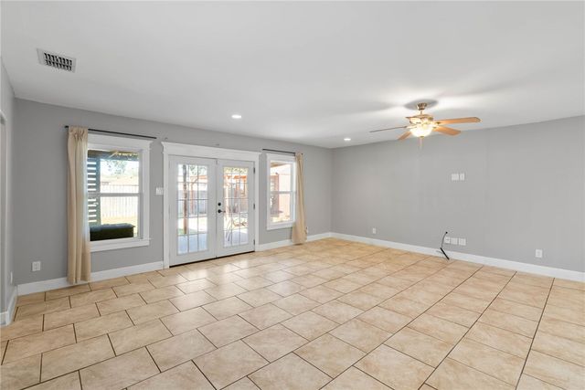 4810 Calallen Dr, Corpus Christi, TX 78410