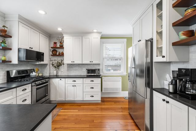 5 Bradford Street 1, Salem, MA 01970