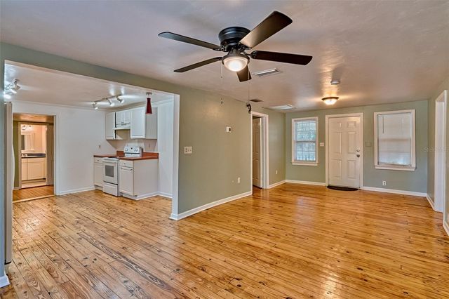 930 NW 29TH PLACE, Gainesville, FL 32609