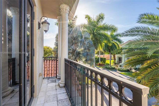 19529 SW 80th Court, Cutler Bay, FL 33157