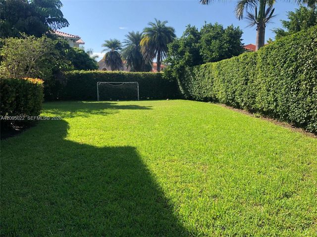 19529 SW 80th Court, Cutler Bay, FL 33157