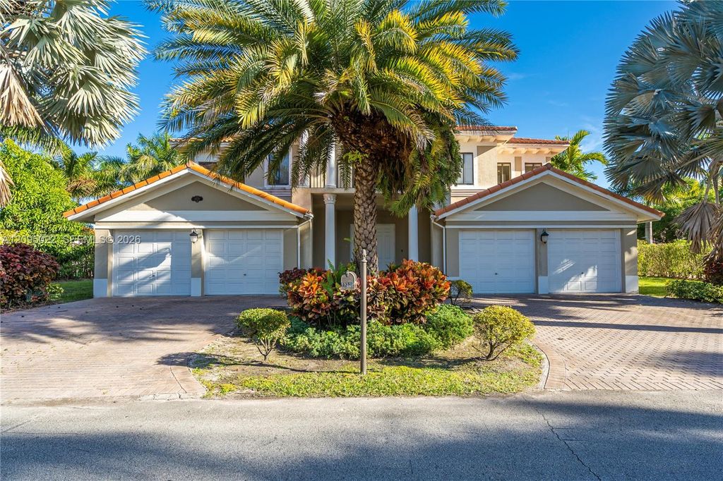 19529 SW 80th Court, Cutler Bay, FL 33157