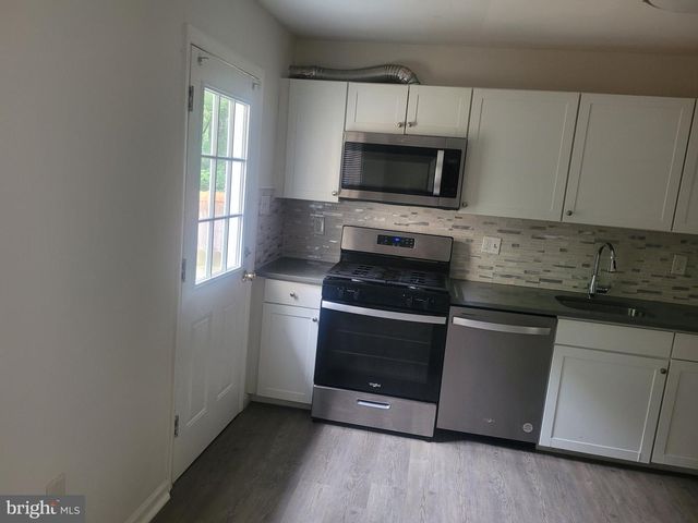 8242 MARLTON CT, Severn, MD 21144