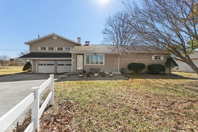 638 Maple Court, Brownsburg, IN 46112