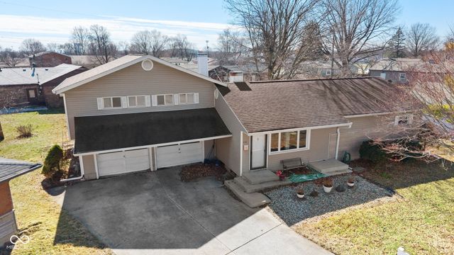 638 Maple Court, Brownsburg, IN 46112