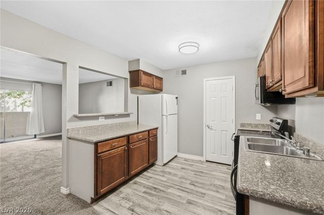 2451 North Rainbow Boulevard 1124, Las Vegas, NV 89108