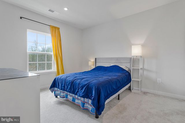 10910 PRESIDENTIAL PKWY, Upper Marlboro, MD 20772