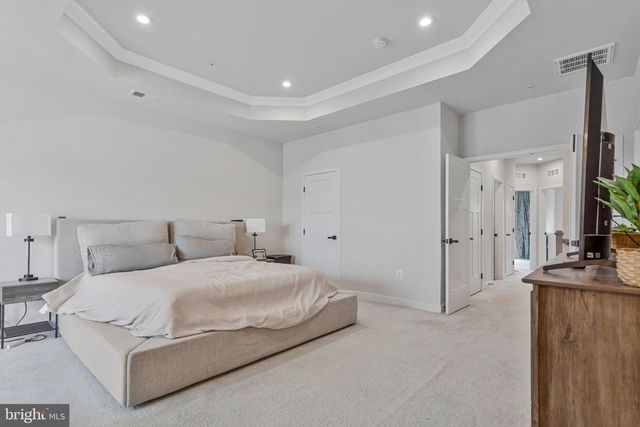 10910 PRESIDENTIAL PKWY, Upper Marlboro, MD 20772