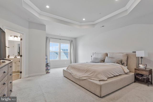 10910 PRESIDENTIAL PKWY, Upper Marlboro, MD 20772