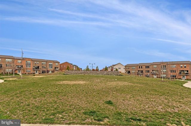 10910 PRESIDENTIAL PKWY, Upper Marlboro, MD 20772