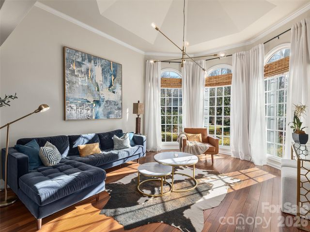 335 Red Fox Circle, Asheville, NC 28803