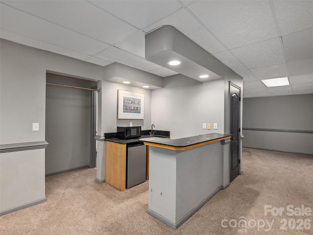 335 Red Fox Circle, Asheville, NC 28803