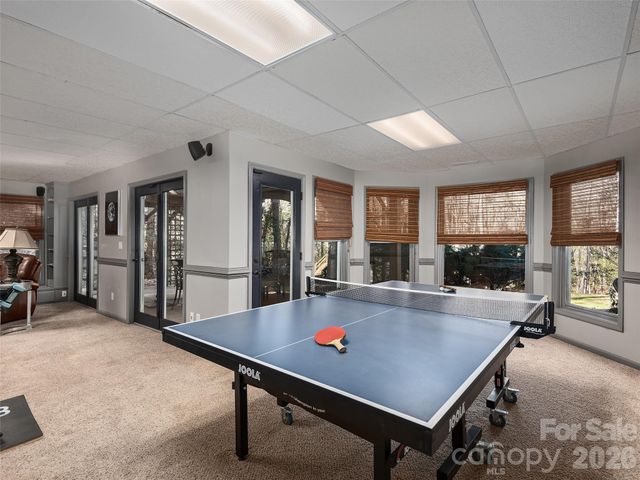 335 Red Fox Circle, Asheville, NC 28803