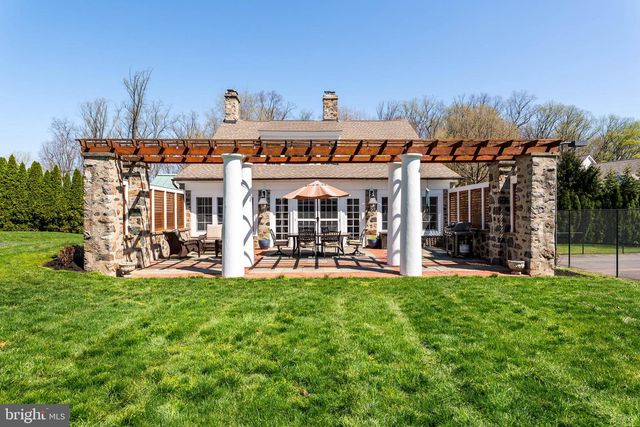 207 CARRIAGE, Newtown Square, PA 19073