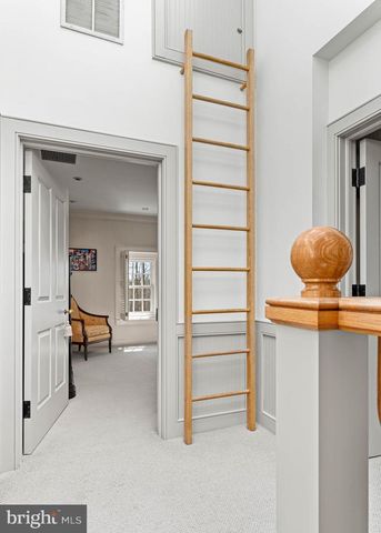 207 CARRIAGE, Newtown Square, PA 19073