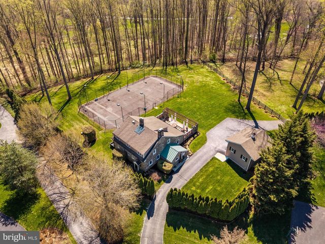 207 CARRIAGE, Newtown Square, PA 19073