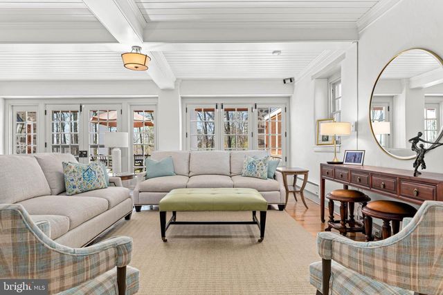 207 CARRIAGE, Newtown Square, PA 19073