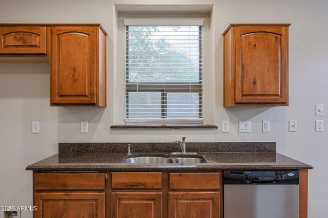 16205 W GIBSON Lane, Goodyear, AZ 85338