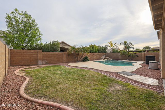 16205 W GIBSON Lane, Goodyear, AZ 85338