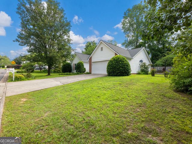7019 Valley Forge Drive, Flowery Branch, GA 30542