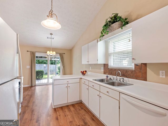 7019 Valley Forge Drive, Flowery Branch, GA 30542