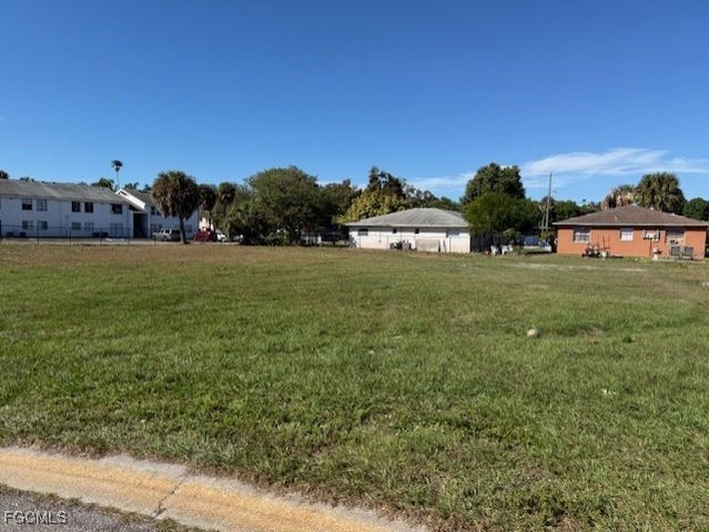 3662 Estelle ST, Fort Myers, FL 33916