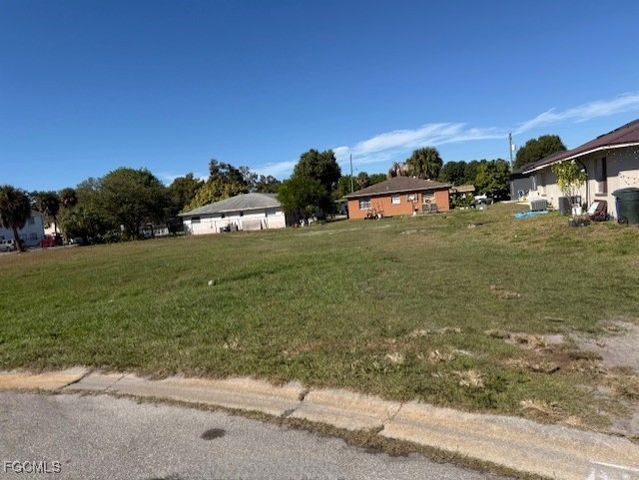 3662 Estelle ST, Fort Myers, FL 33916