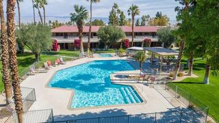 575 N Villa Court 105, Palm Springs, CA 92262