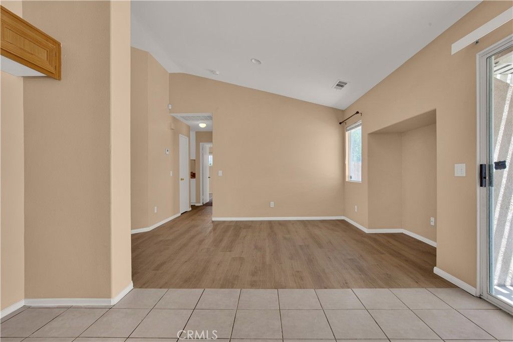 Image 10 of property listing at 10468 Santa Cruz, Desert Hot Springs, CA 92240