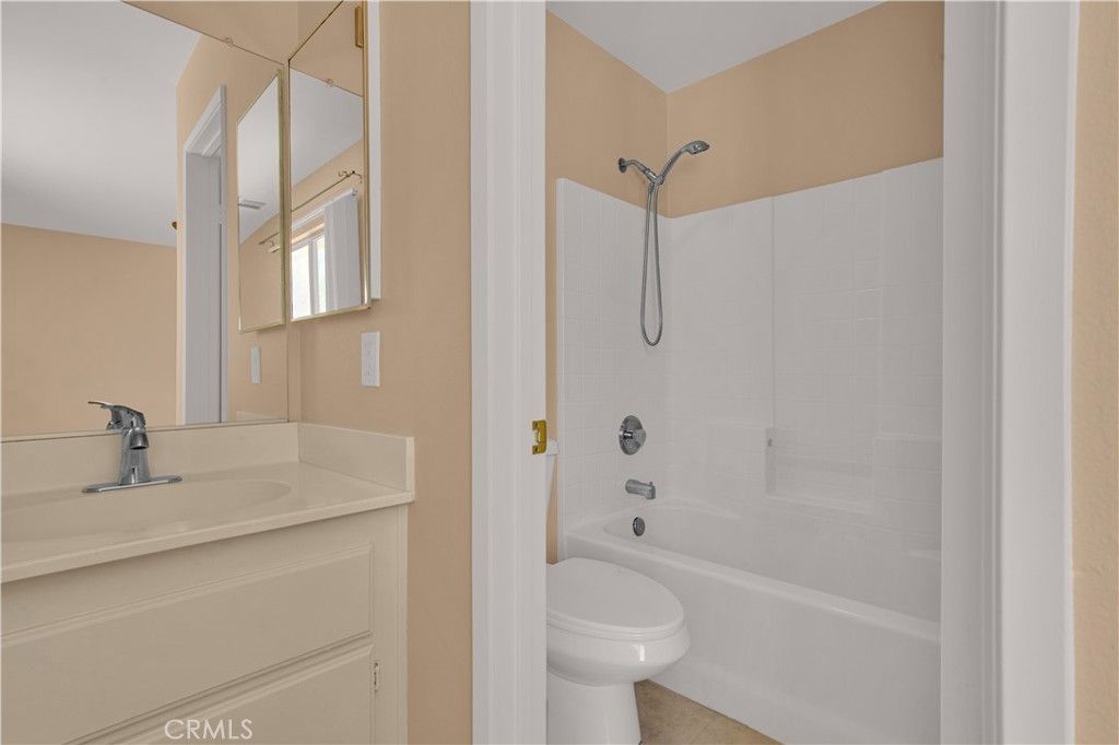 Image 15 of property listing at 10468 Santa Cruz, Desert Hot Springs, CA 92240