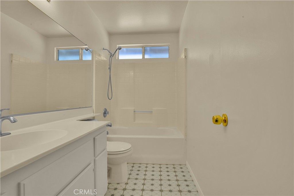 Image 21 of property listing at 10468 Santa Cruz, Desert Hot Springs, CA 92240