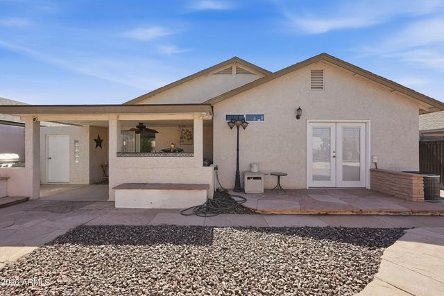 8818 E Downing Street, Mesa, AZ 85207