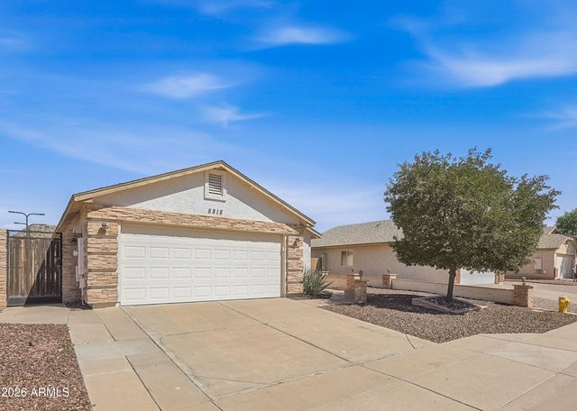 8818 E Downing Street, Mesa, AZ 85207