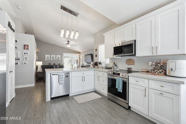 8818 E Downing Street, Mesa, AZ 85207