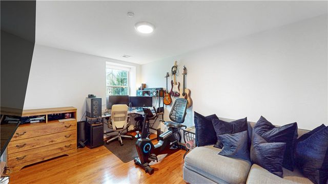 7 Mount Hope Avenue 202, Providence, RI 02906