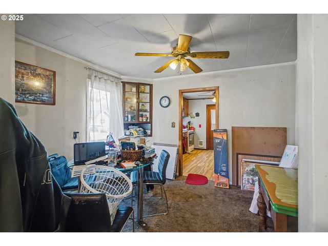 62875 School Rd, Coos Bay, OR 97420