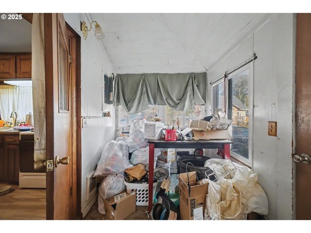 62875 School Rd, Coos Bay, OR 97420