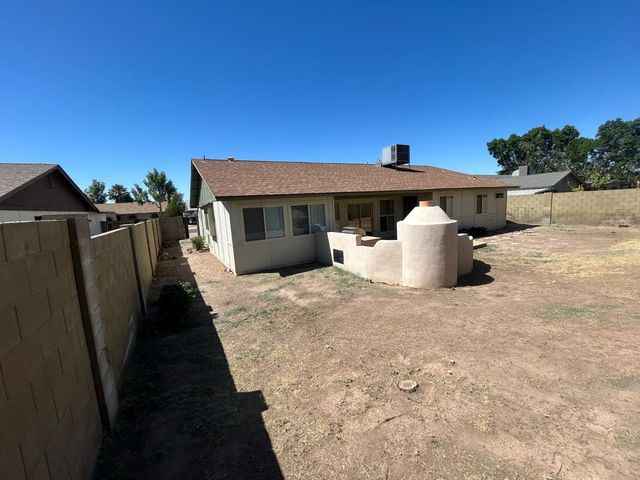 4976 W Charleston Avenue, Glendale, AZ 85308