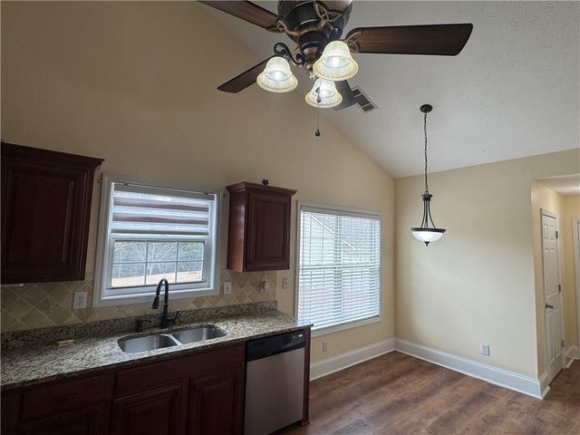 2243 Bedstone Drive, Buford, GA 30518