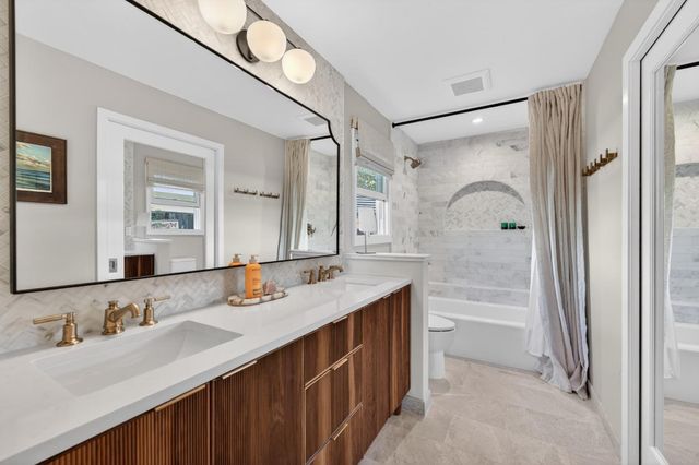 8325 Pinotage Court, San Jose, CA 95135