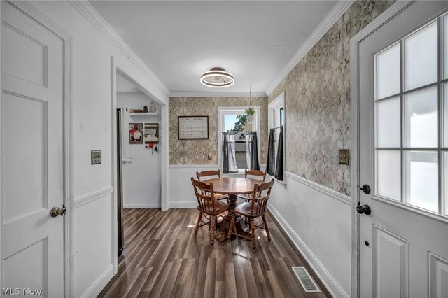 2515 9th Street, Cuyahoga Falls, OH 44221