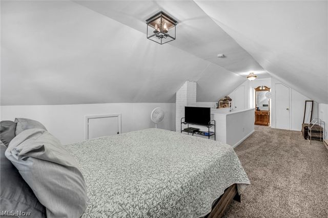 2515 9th Street, Cuyahoga Falls, OH 44221