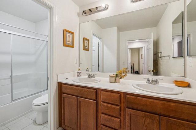 205 Montevina Way, Hayward, CA 94545