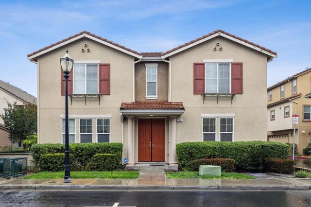 205 Montevina Way, Hayward, CA 94545